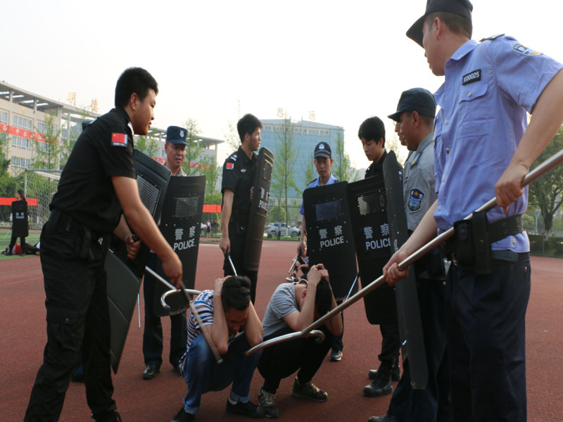 2018年反恐防暴演练2 2018年反恐防暴演练2